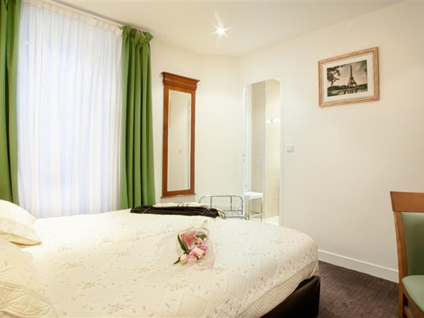 3 star hotel Paris