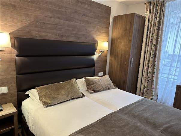 3 star hotel Paris