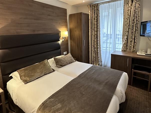 3 star hotel Paris